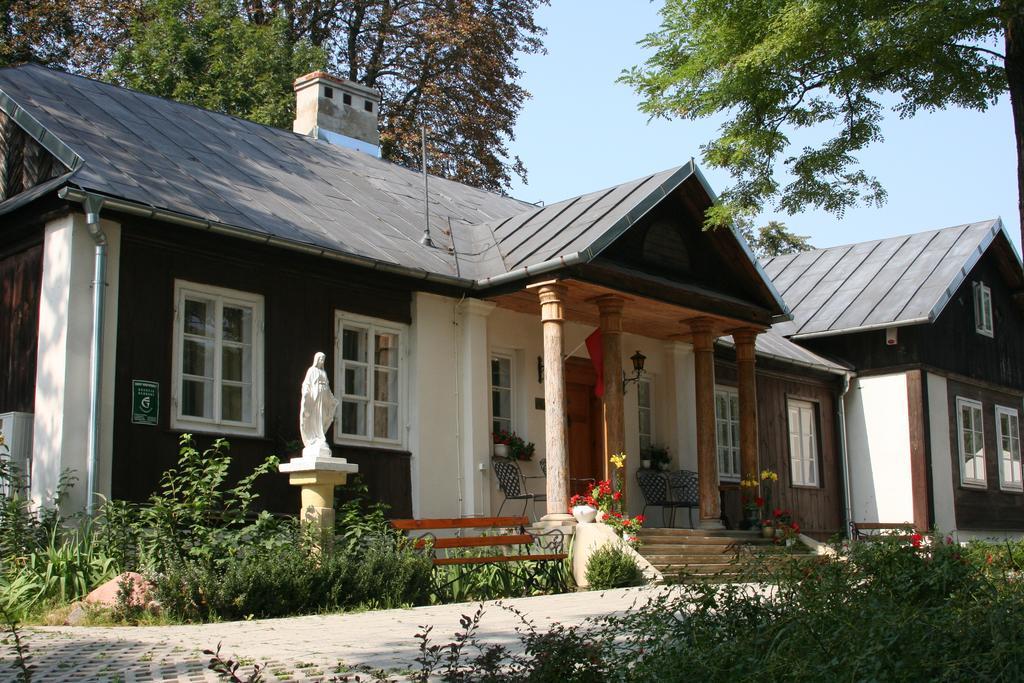 Dworek Ojca Mateusza 산도미에르즈 외부 사진